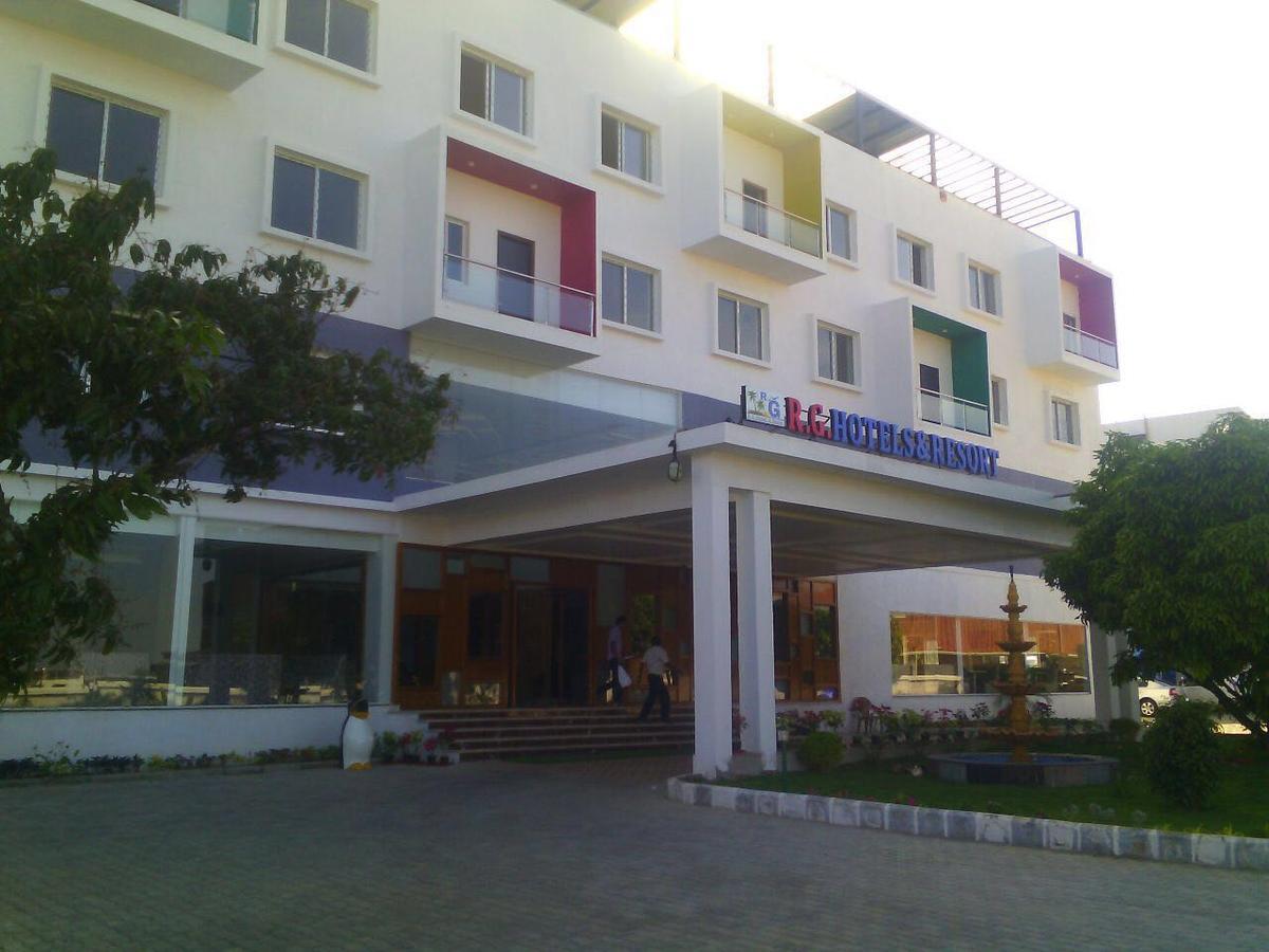 Rg Hotels And Resort Malur Exterior photo